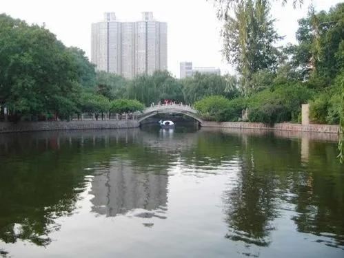 郑州市的公园有哪些?这19个公园各有特色,是休闲涨知识的好去处。(图6) 郑州市的公园有哪些?这19个公园各有特色,是休闲涨知识的好去处。(图6)