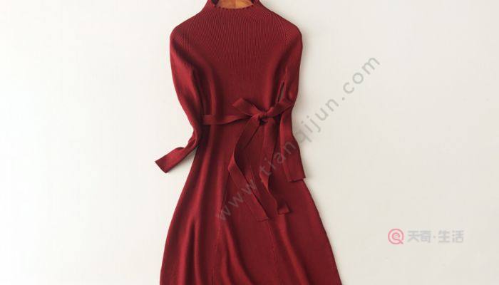 羽绒服适合搭配什么裙子 羽绒服适合搭配的裙子有哪些(图2) 羽绒服适合搭配什么裙子